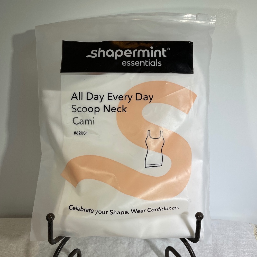NWT Shapermint XL Essentials All Day Every Day Scoop Neck Cami WHITE